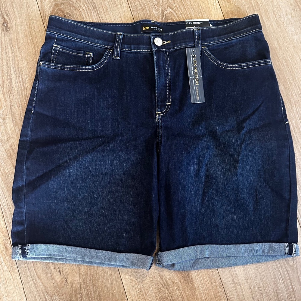 Lee Flex Motion Bermuda Shorts Womens 16 Monaco Dark Wash Mid Rise Denim New